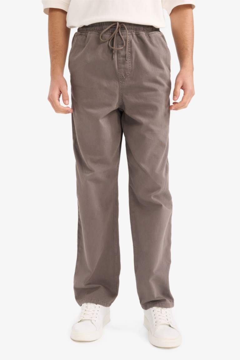 Pantalon droit à taille avec cordon et poches