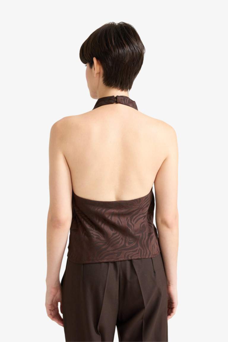 Regular Fit Halter Collar Sleeveless Blouse