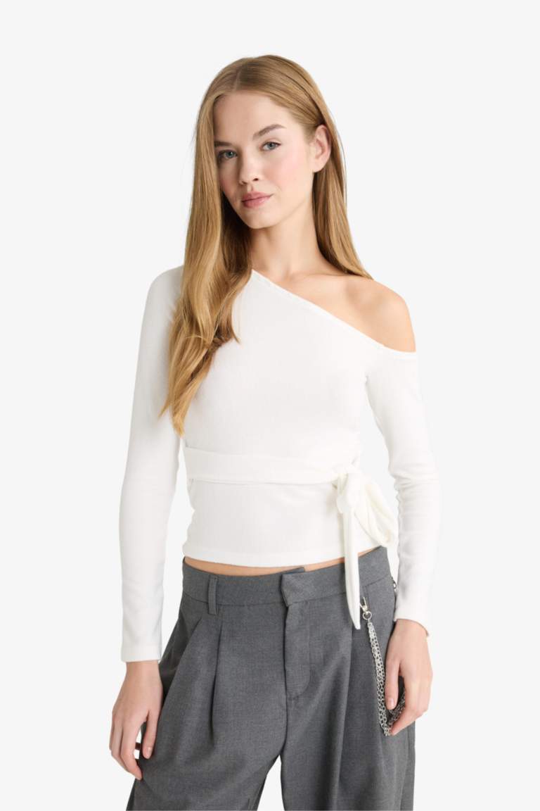 Обтягивающая футболка с длинным рукавом на одно плечо