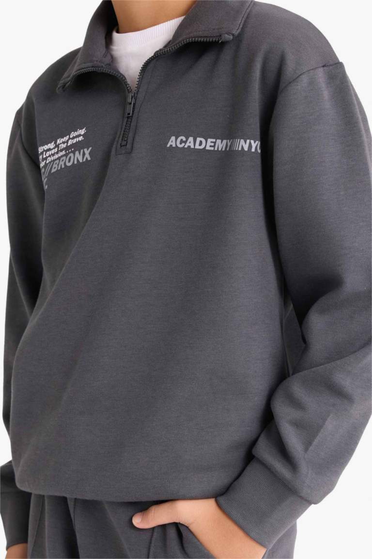 طقم اولادي سويت شيرت وسويت بانتس قصة عادية - قطعتين