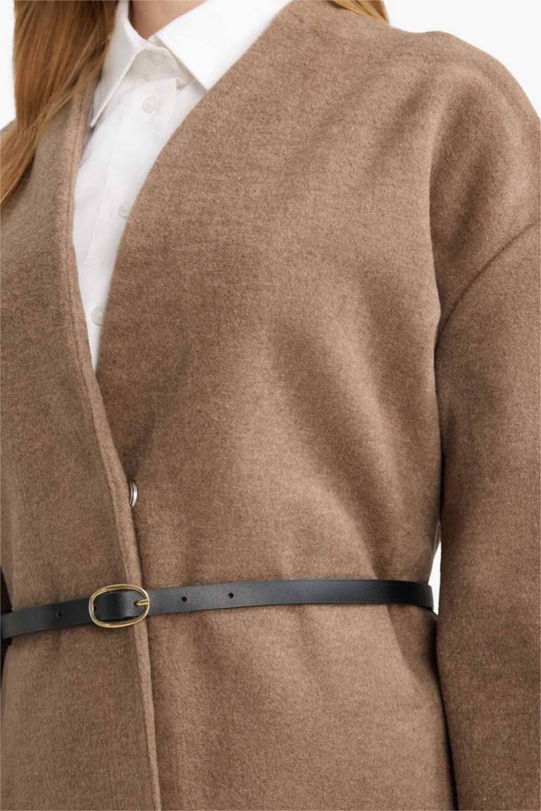 Yuvarlak Yaka Yün Görünümlü Kaşe Ceket