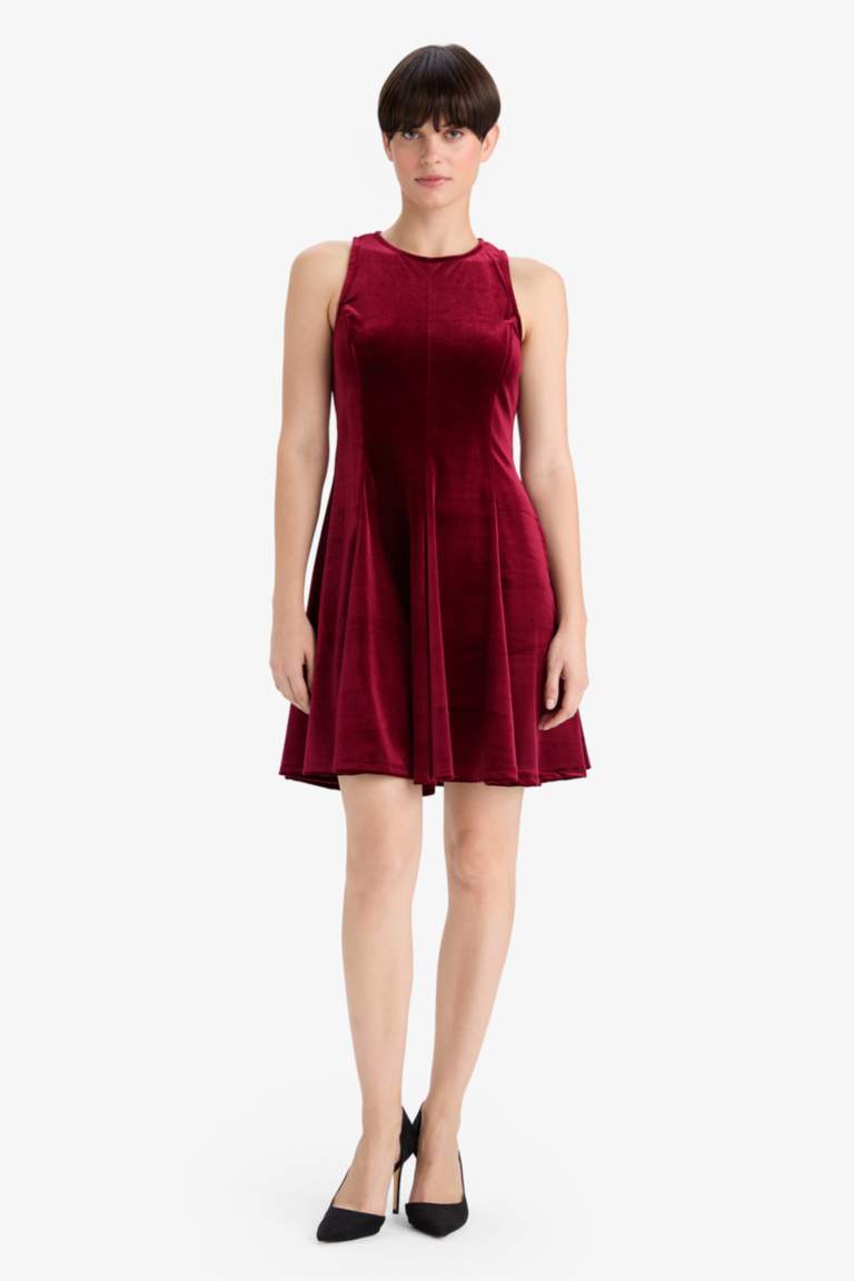 Bisiklet Yaka Kadife Kolsuz Mini Elbise