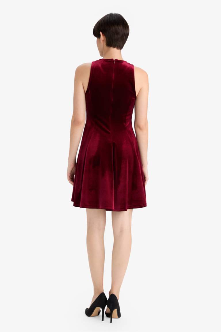 Bisiklet Yaka Kadife Kolsuz Mini Elbise