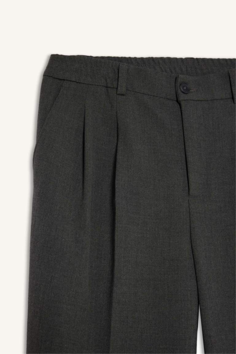 Düz Paça Cepli Pantolon