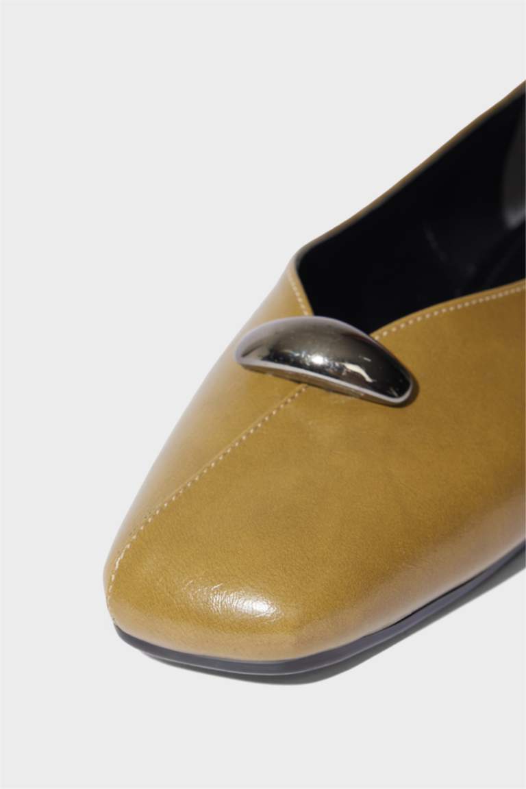 Flat Sole Babet
