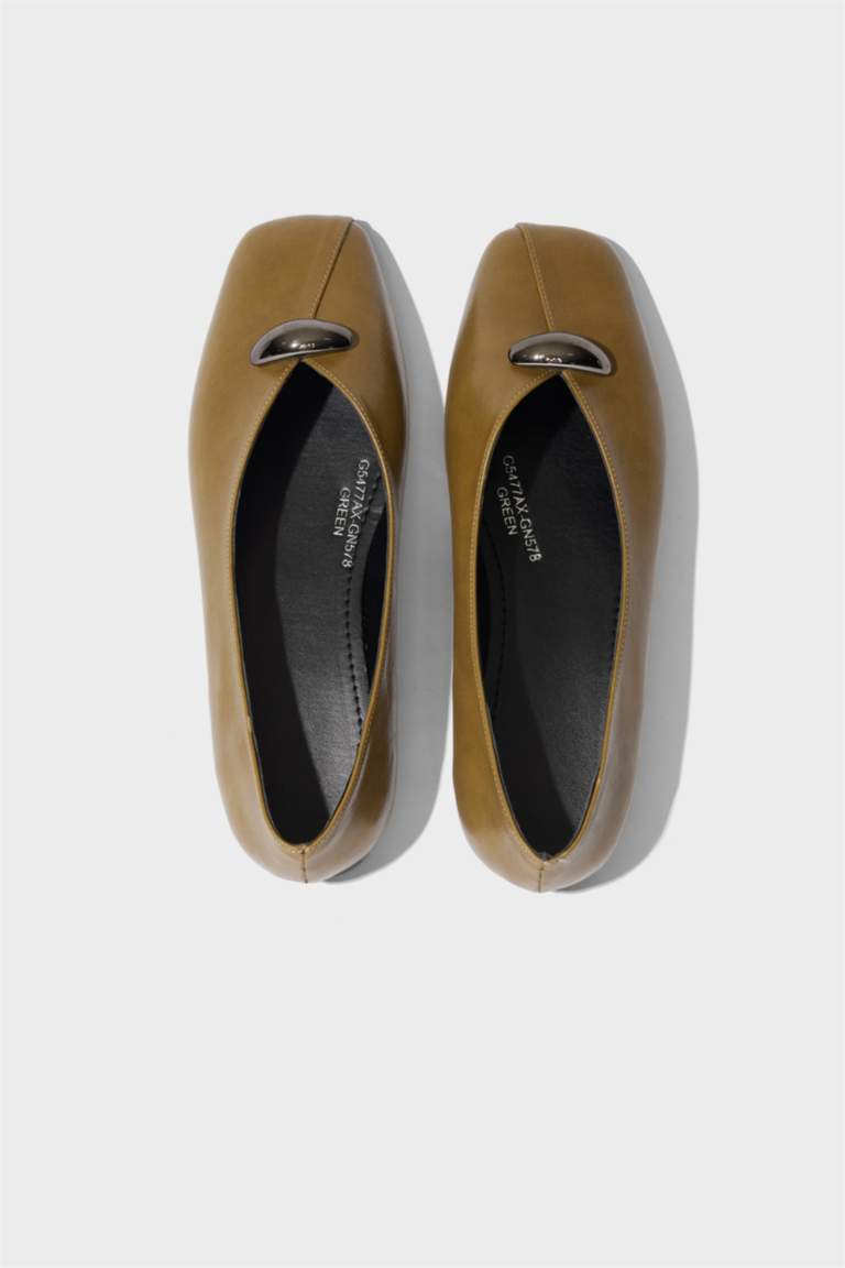 Flat Sole Babet