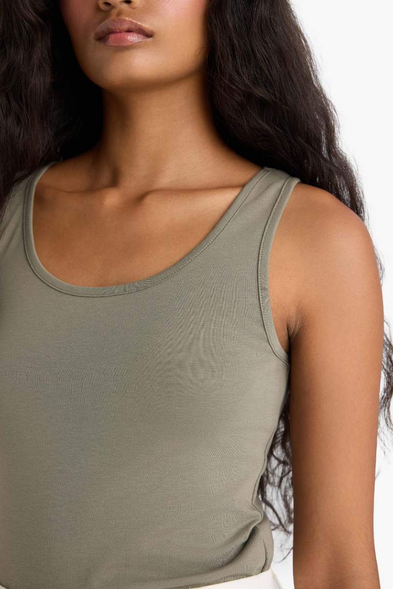 Slim Fit Dar Kesim U Yaka Basic Düz Atlet