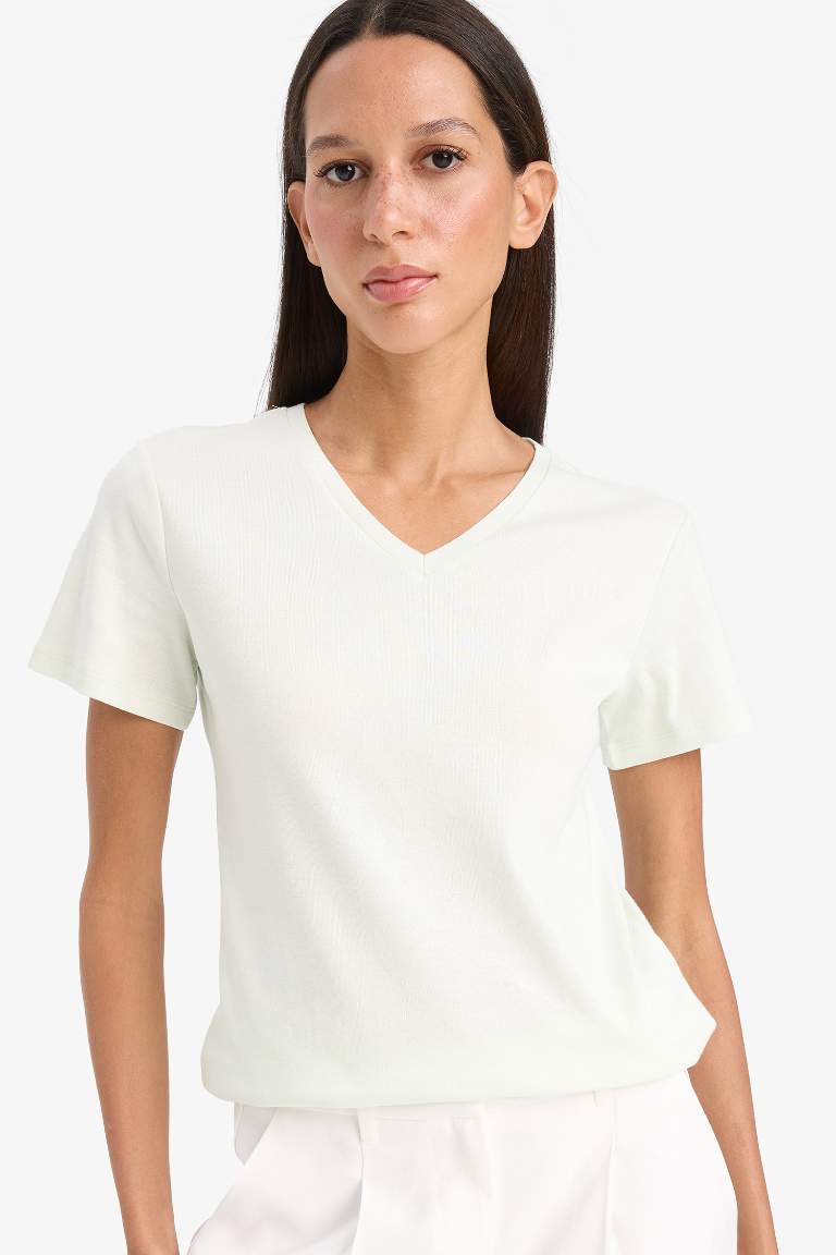 Slim Fit Dar Kesim V Yaka Basic Düz Ribana Kısa Kollu Tişört