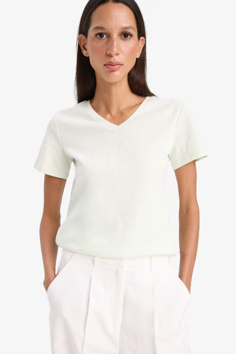 Slim Fit Dar Kesim V Yaka Basic Düz Ribana Kısa Kollu Tişört