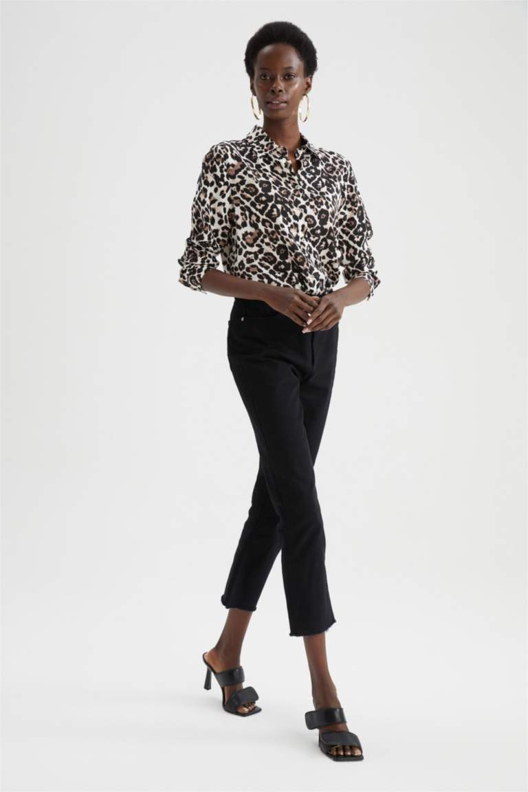 Regular Fit Leopar Desenli Uzun Kollu Gömlek