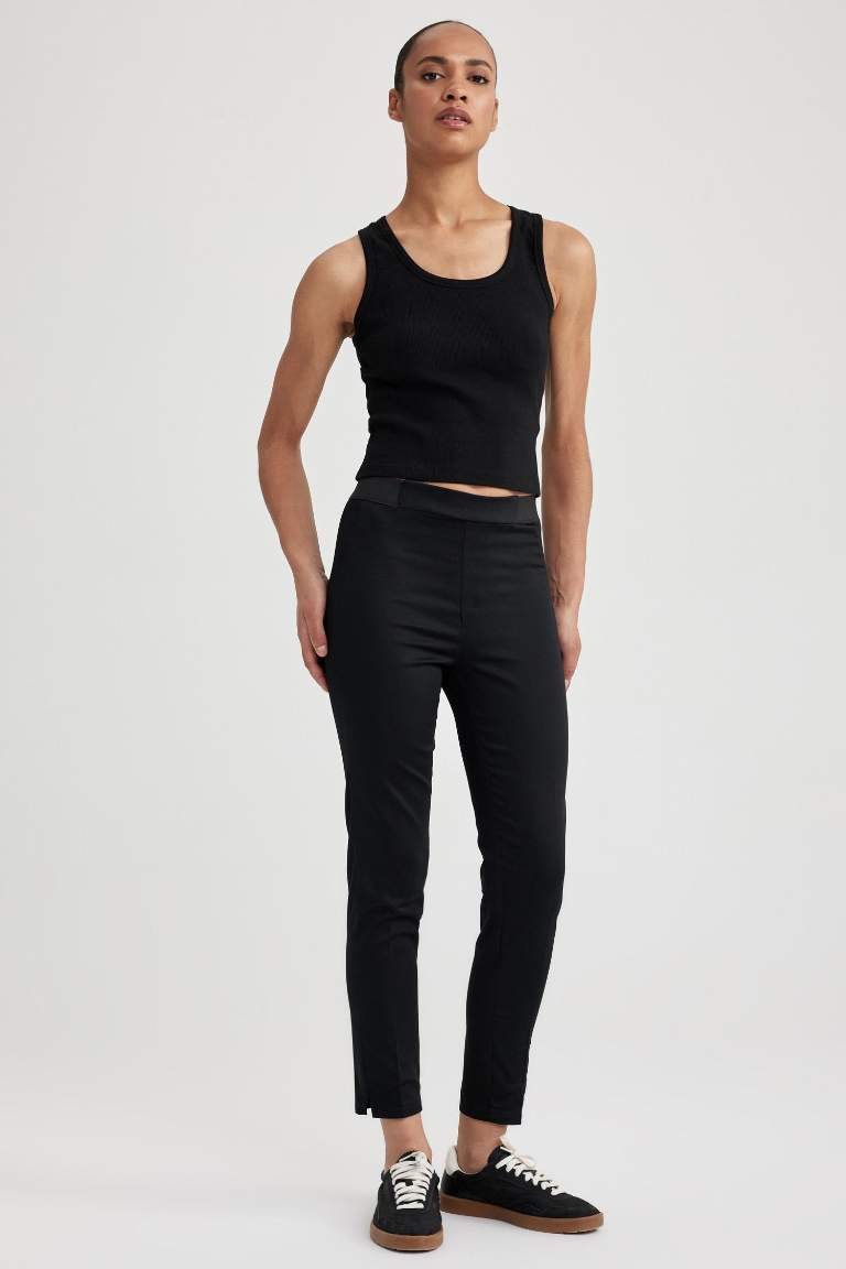 Black WOMAN Basic Ankle Cigarette Trousers 2384715 | DeFacto