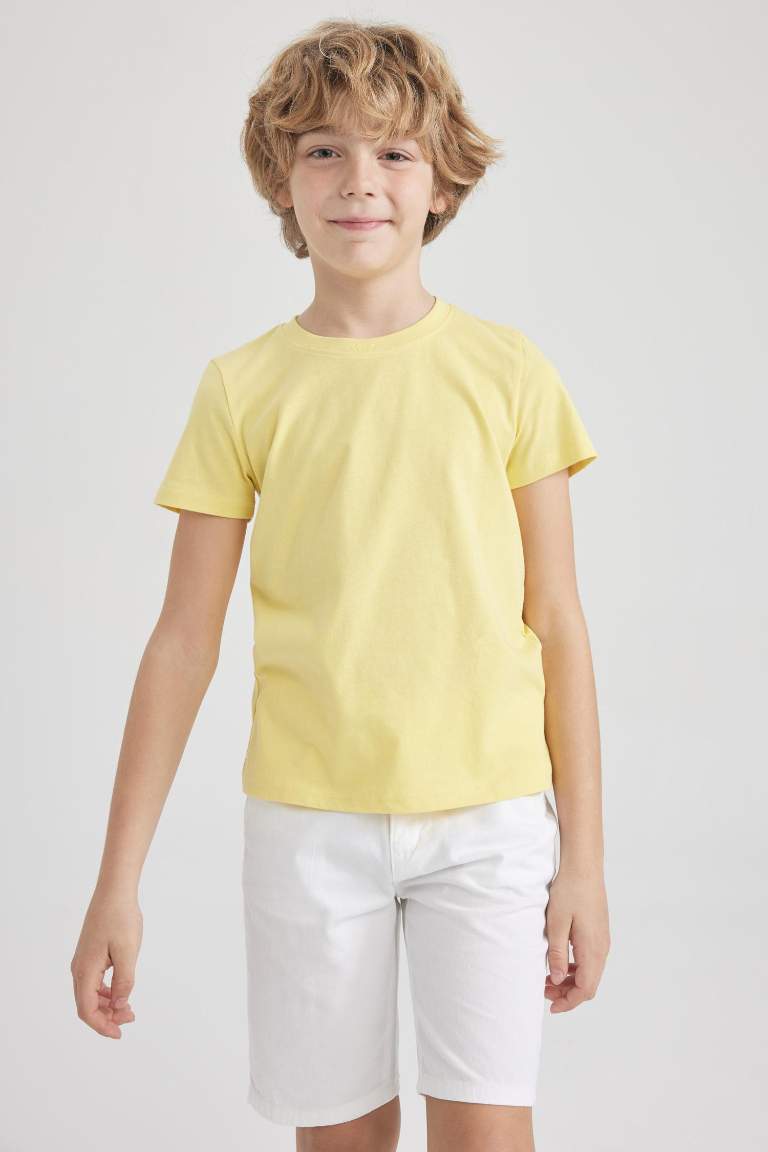 Boy Regular Fit Crew Neck Short Sleeved T-Shirt