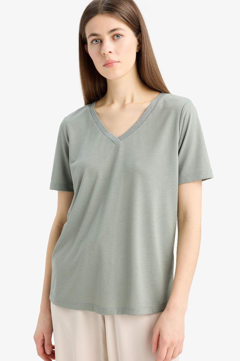 Regular Fit V-Neck Short Sleeve T-Shirt