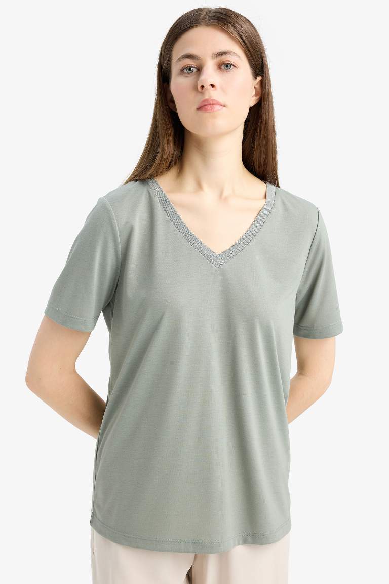 Regular Fit V-Neck Short Sleeve T-Shirt