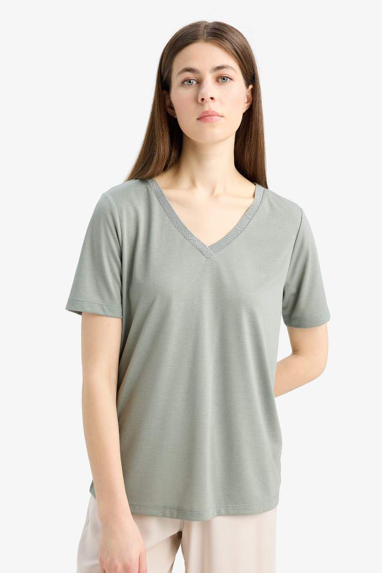 Regular Fit V-Neck Short Sleeve T-Shirt