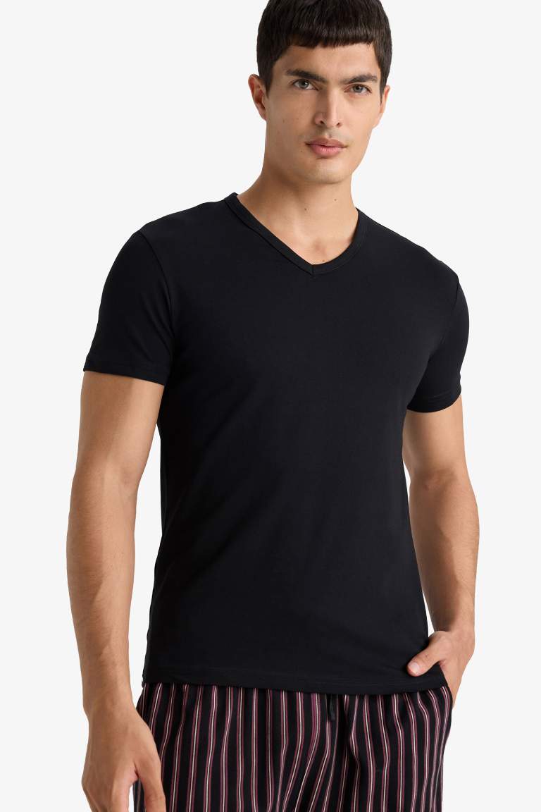 Slim Fit Dar Kesim V Yaka Üst