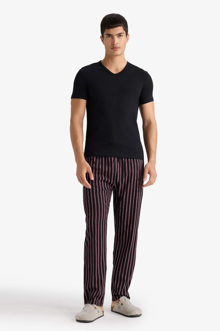 Slim Fit Dar Kesim V Yaka Üst