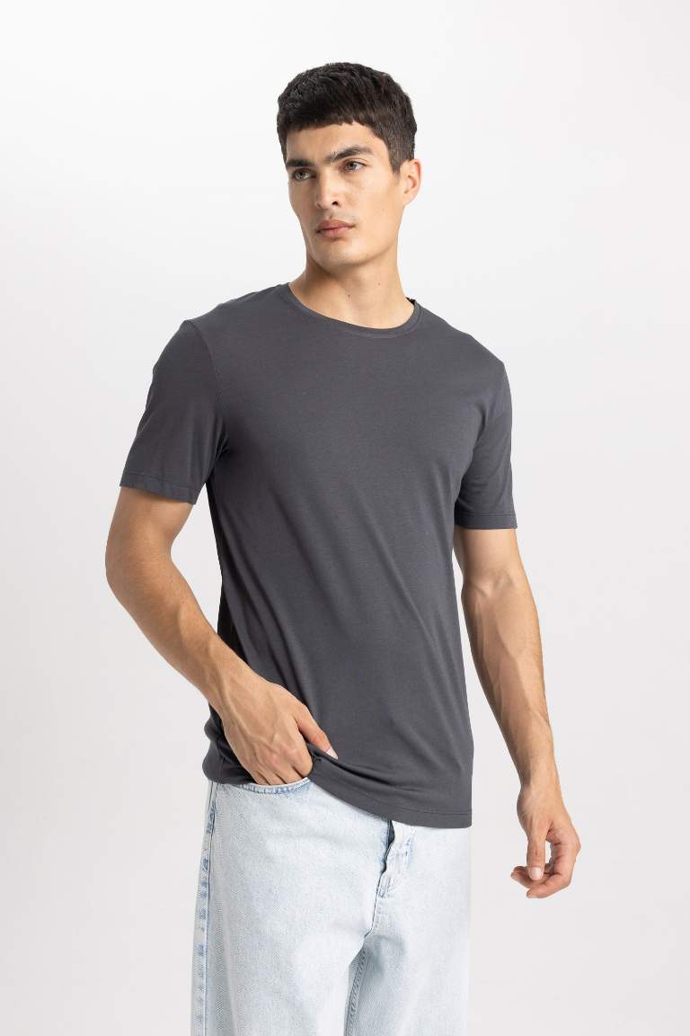 Slim Fit Crew Neck Short Sleeve Basic T-Shirt