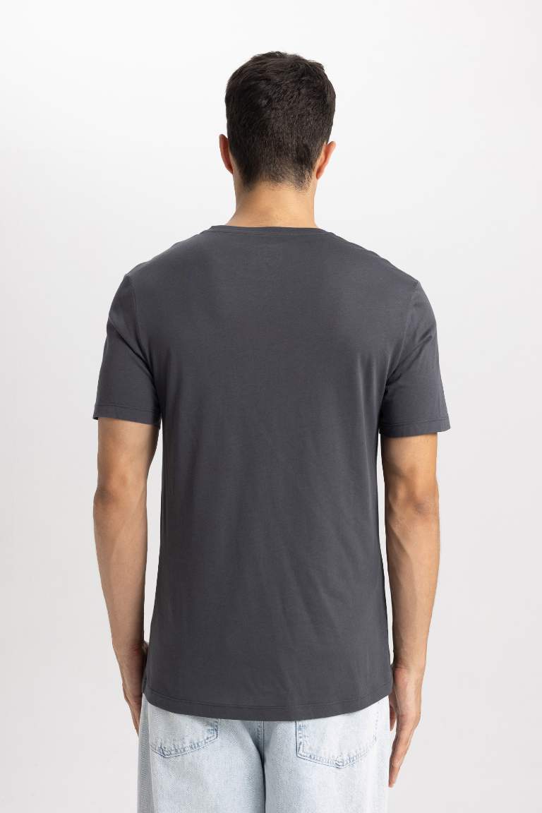 Slim Fit Crew Neck Short Sleeve Basic T-Shirt