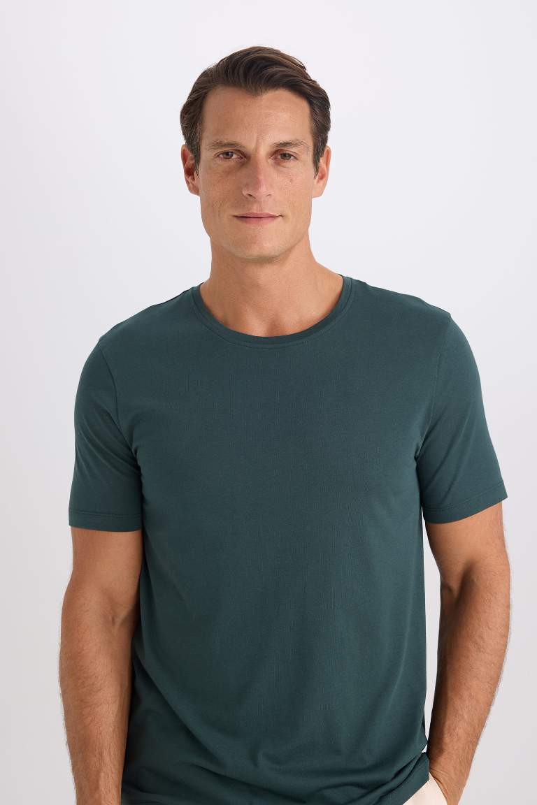 Slim Fit Crew Neck Basic T-Shirt