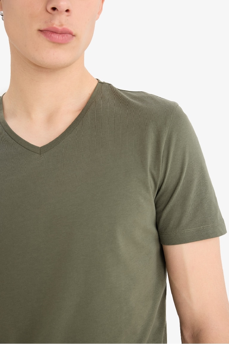 Slim Fit Narrow Cut V-Neck Short Sleeve T-Shirt