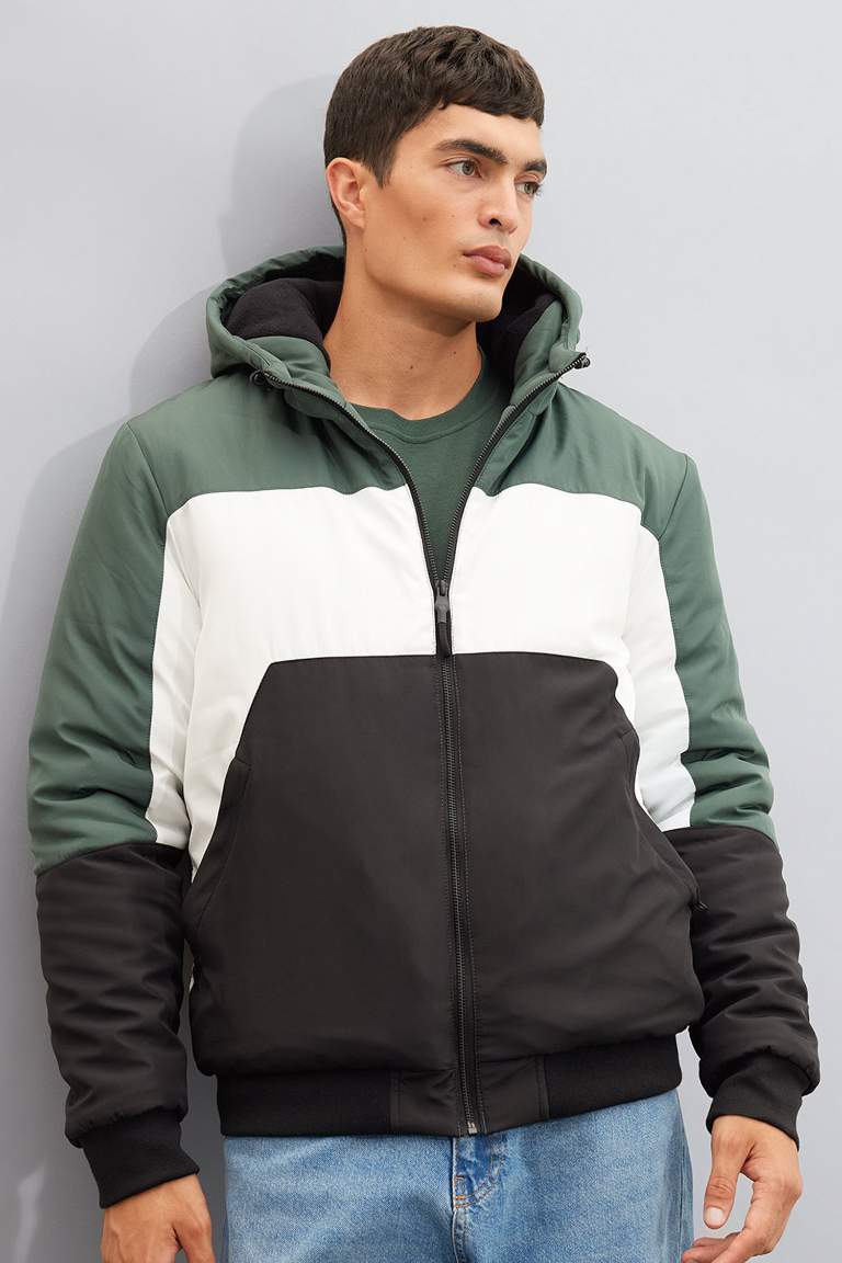 Su Geçirmez Rüzgar Geçirmez Slim Fit Kapüşonlu Blok Desenli Polar Astarlı Mont