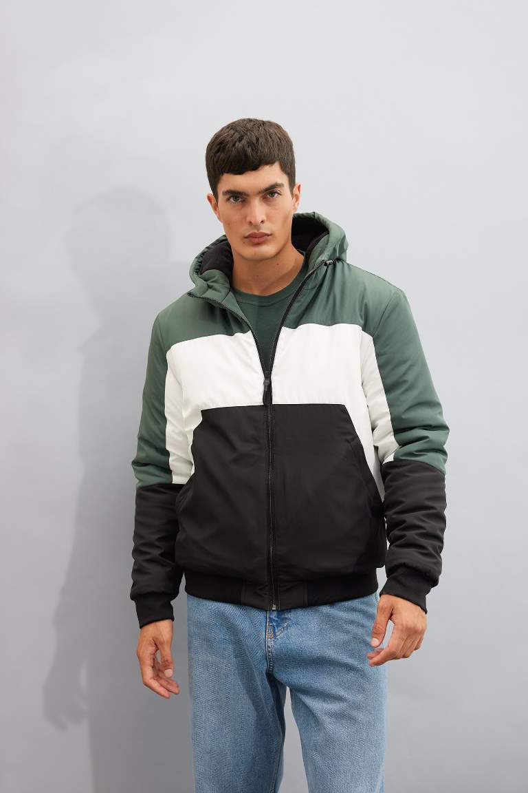 Su Geçirmez Rüzgar Geçirmez Slim Fit Kapüşonlu Blok Desenli Polar Astarlı Mont