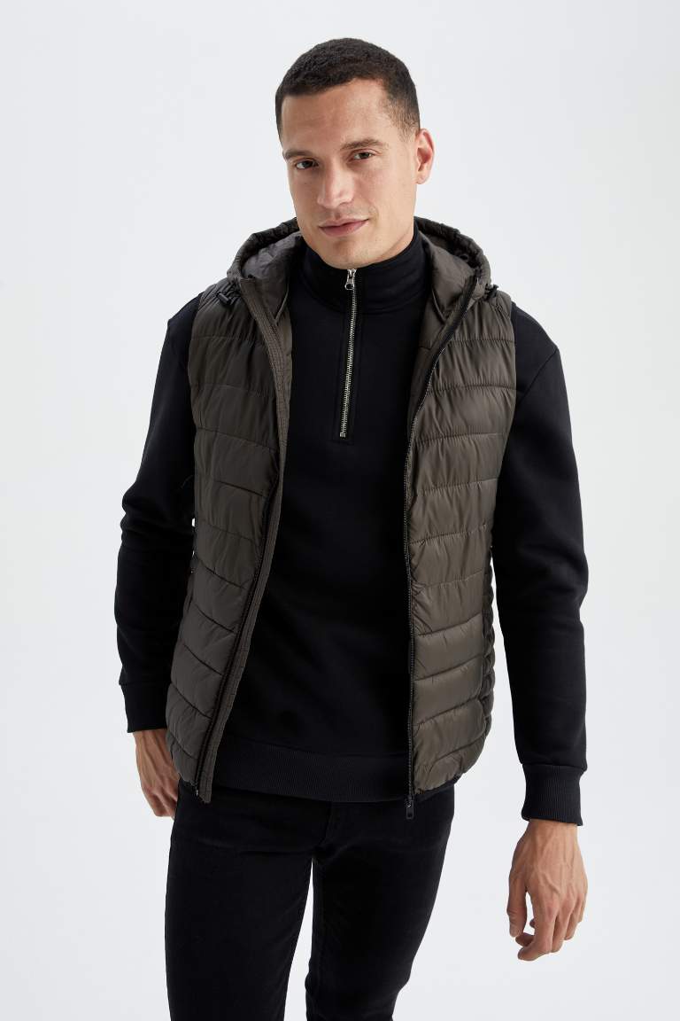 Hafif Şişme Yelek Su İtici Slim Fit Dar Kesim Kapüşonlu Fermuarlı Cepli Mevsimlik