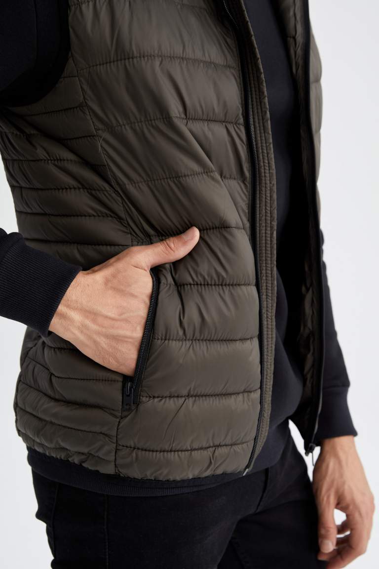 Hafif Şişme Yelek Su İtici Slim Fit Dar Kesim Kapüşonlu Fermuarlı Cepli Mevsimlik