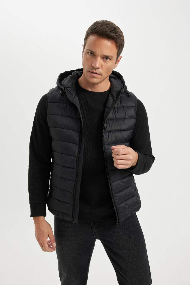 Hooded Zipper Closure Pocketed Thin Puffer Vest