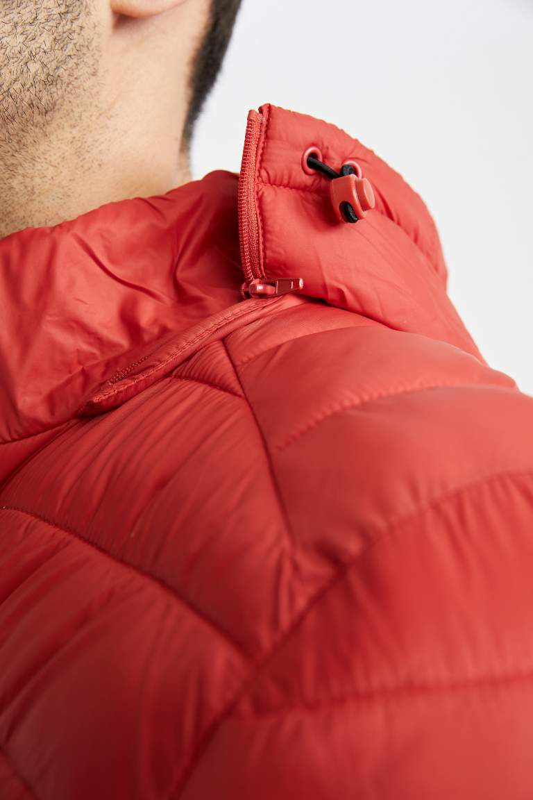 Su İtici Hafif Şişme Mont Slim Fit Dar Kesim Kapüşonlu Fermuarlı Cepli Mevsimlik
