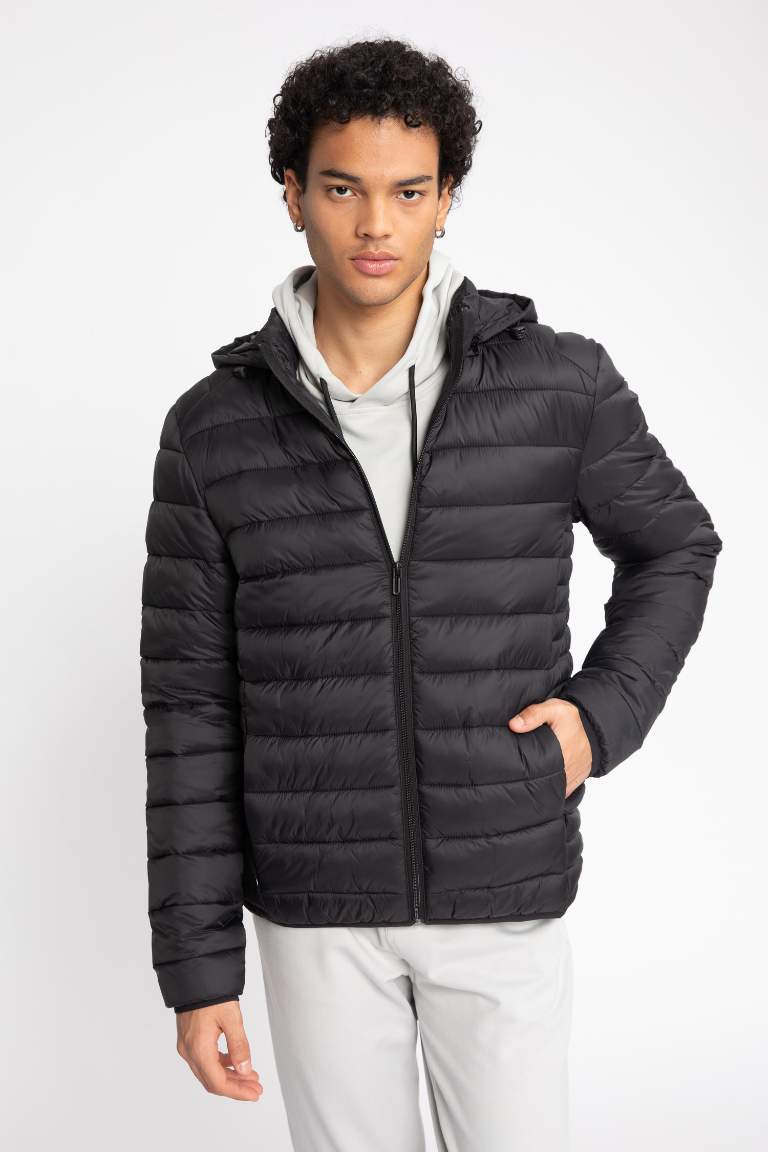 Black MAN Slim Fit Puffer Jacket 2785483 | DeFacto