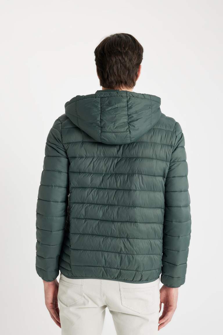 Su İtici Hafif Şişme Mont Slim Fit Dar Kesim Kapüşonlu Fermuarlı Cepli Mevsimlik