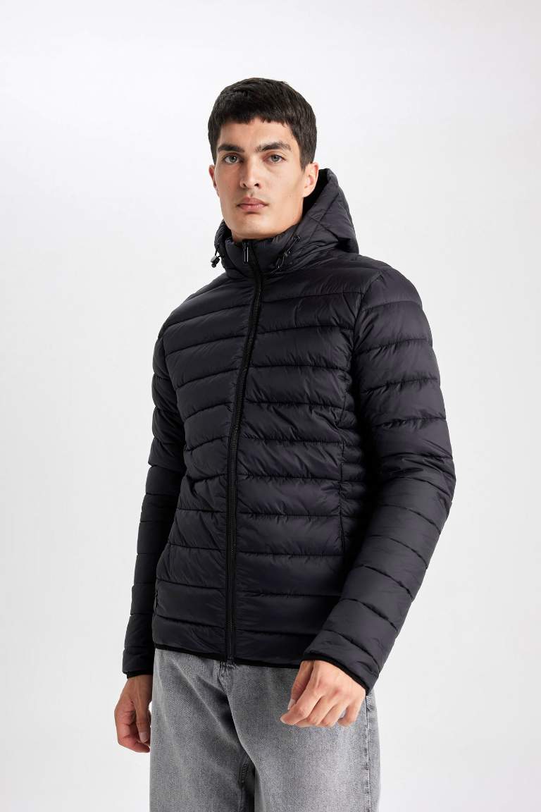 Black MAN Water Repellent Slim Fit Puffer Jacket 2785483 | DeFacto