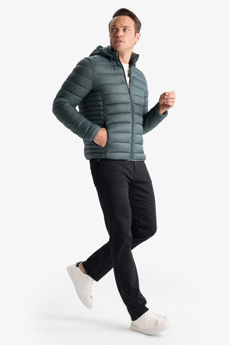 Su İtici Hafif Şişme Mont Slim Fit Dar Kesim Kapüşonlu Fermuarlı Cepli Mevsimlik