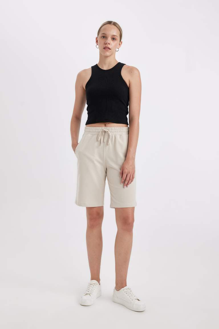 Regular Fit Regular Waist Straight Bermuda Shorts