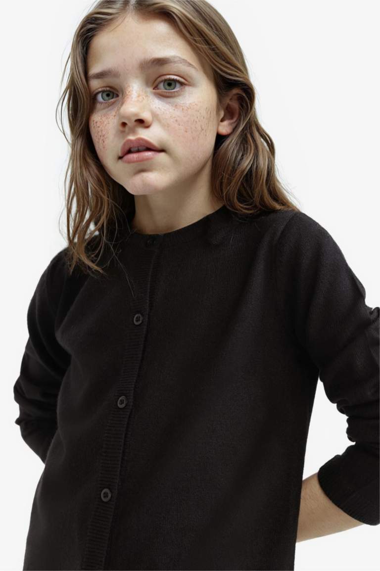 Cardigan en tricot à col rond et boutons pour fille