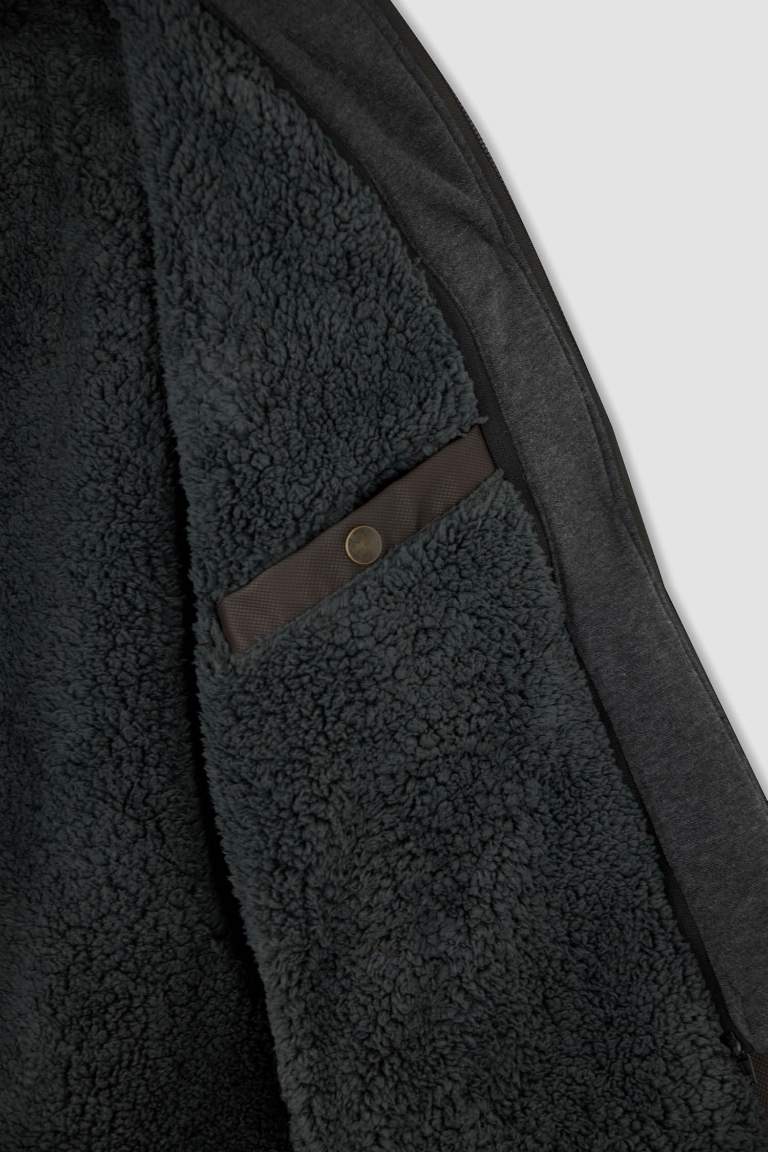 Slim Fit Kapüşonlu İçi Yumuşak Tüylü Suni Deri Mont
