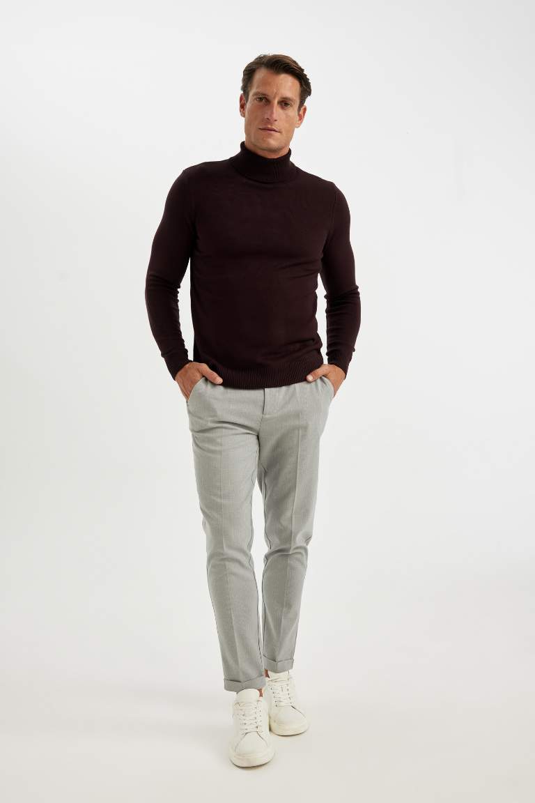 Standard Fit Regular Cut Turtleneck Basic Knit Pullover