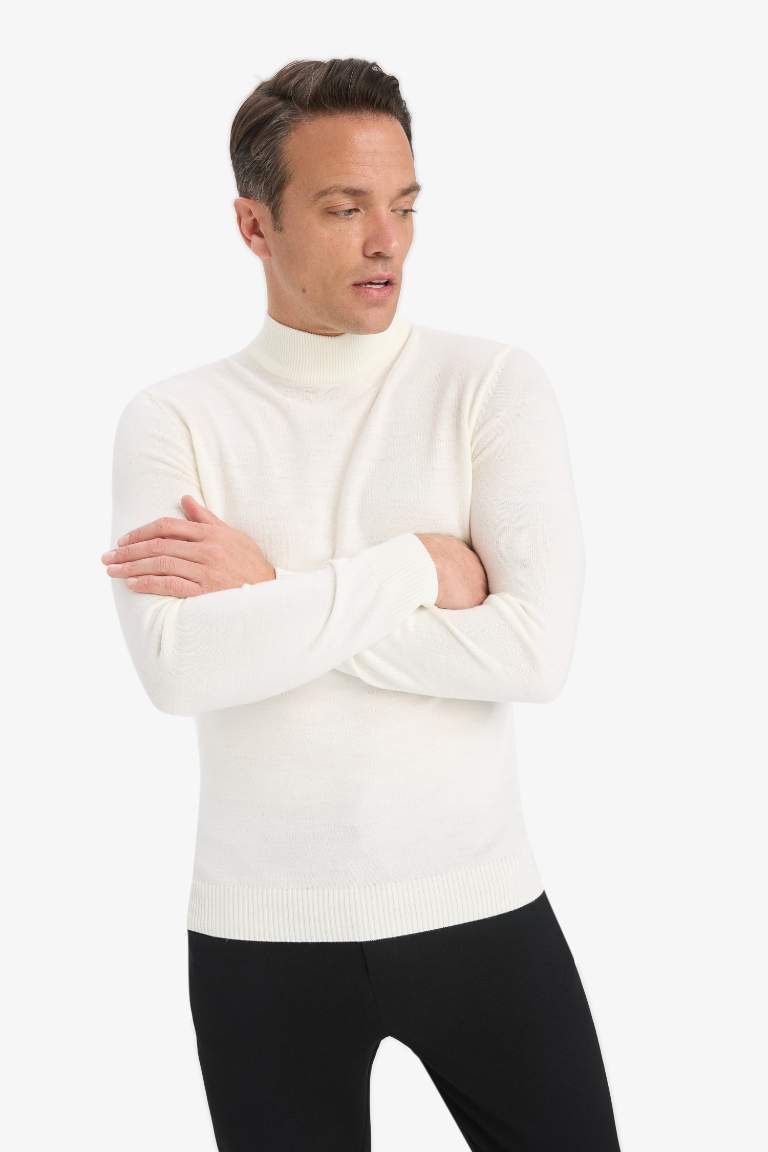 Slim Fit Dar Kesim Balıkçı Yaka Triko Kazak