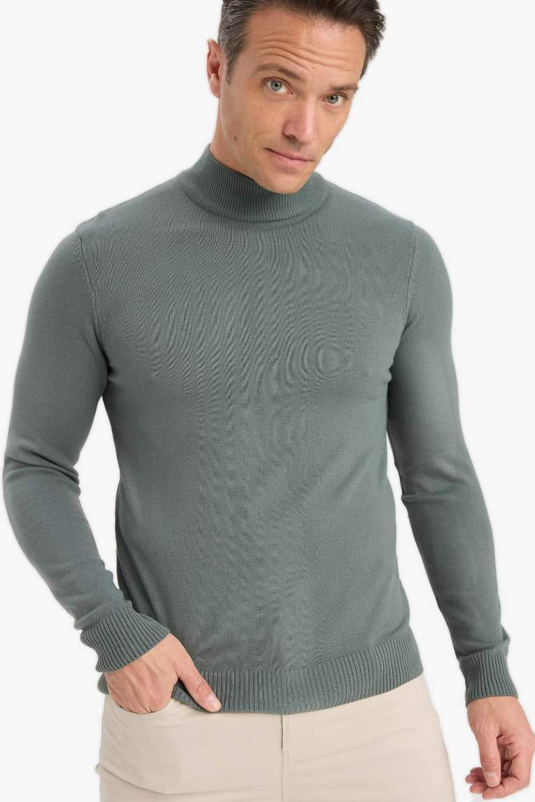 Slim Fit Dar Kesim Balıkçı Yaka Triko Kazak