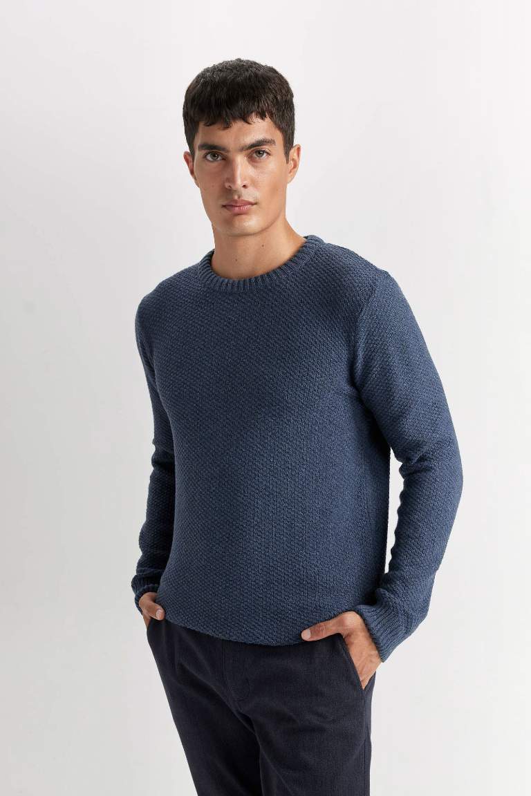 Standard Fit Crew Neck Textured Basic Knitted Pullover