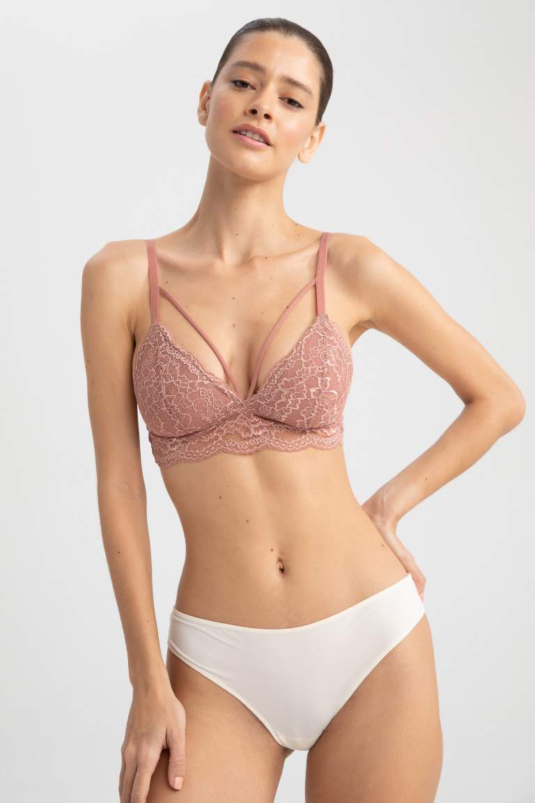 Fall in Love Dantelli Pedli Triangle Bralet
