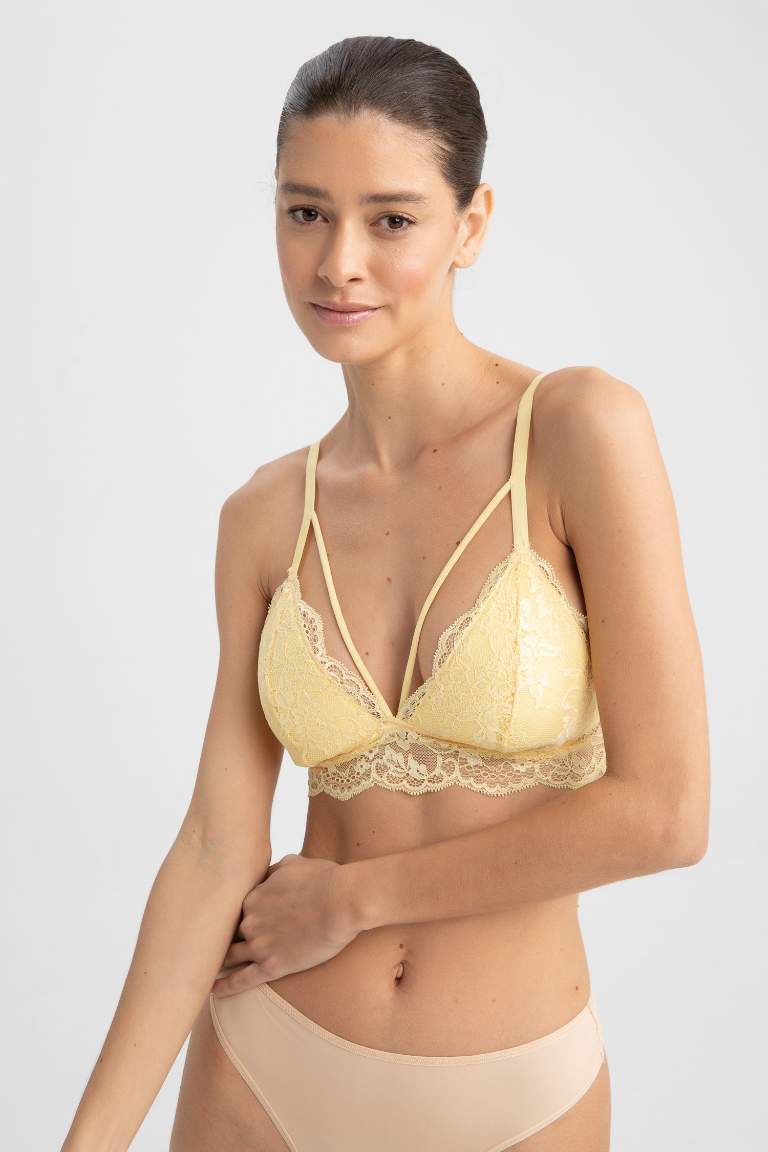 Fall in Love Dantelli Pedli Triangle Bralet