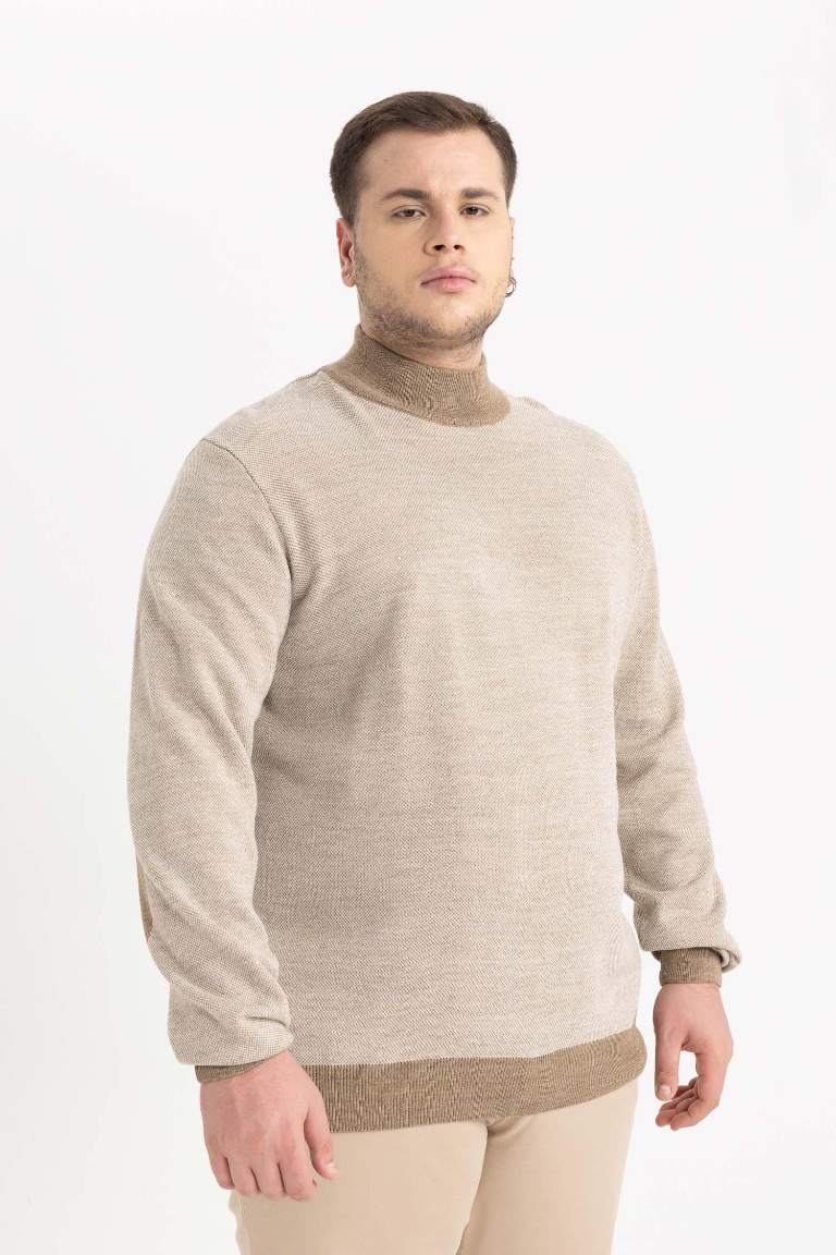 Regular Fit Color Block Turtleneck Knit Pullover