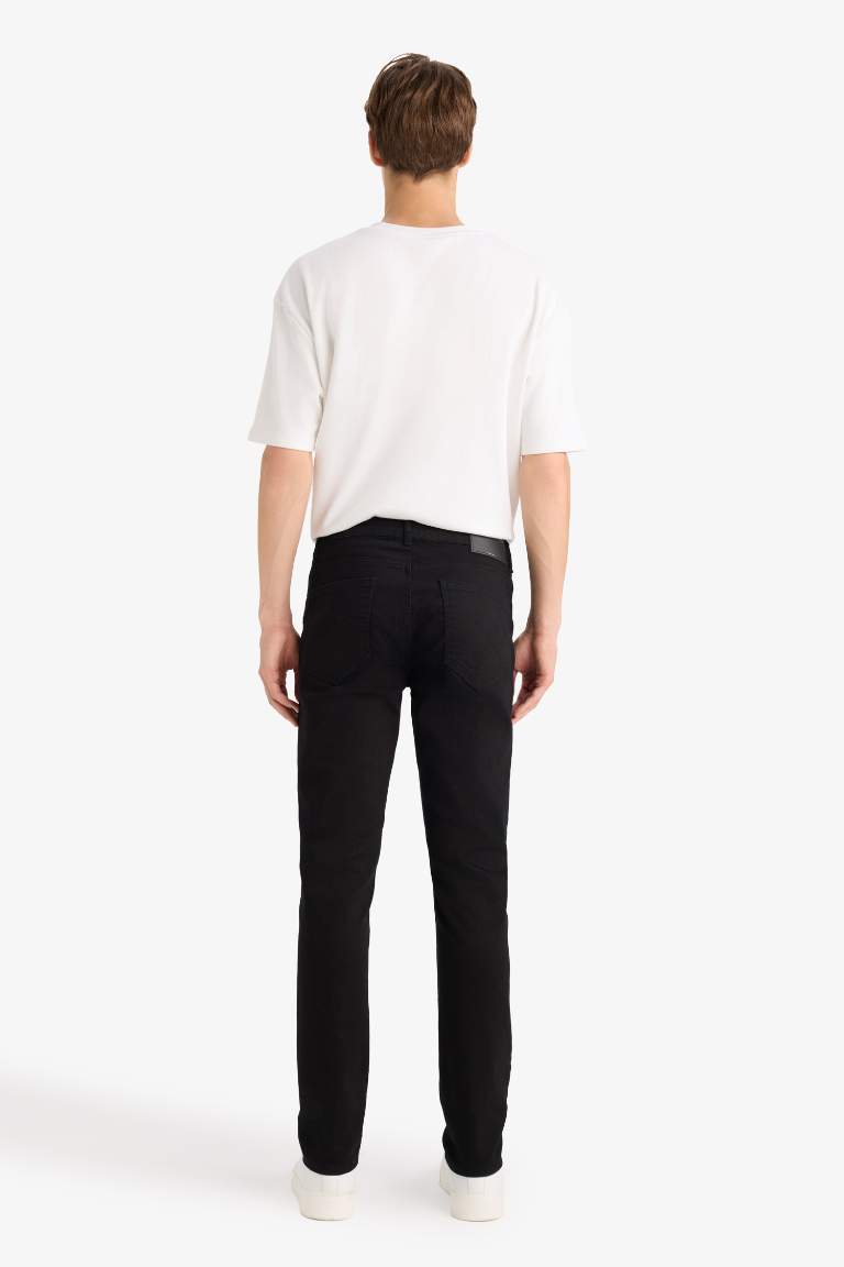 Pedro Slim Fit Dar Kalıp Normal Bel Dar Paça Jean Pantolon