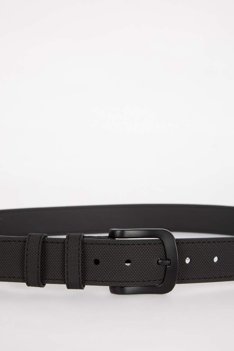 Men's Oval Buckle Faux Leather Jean Belt