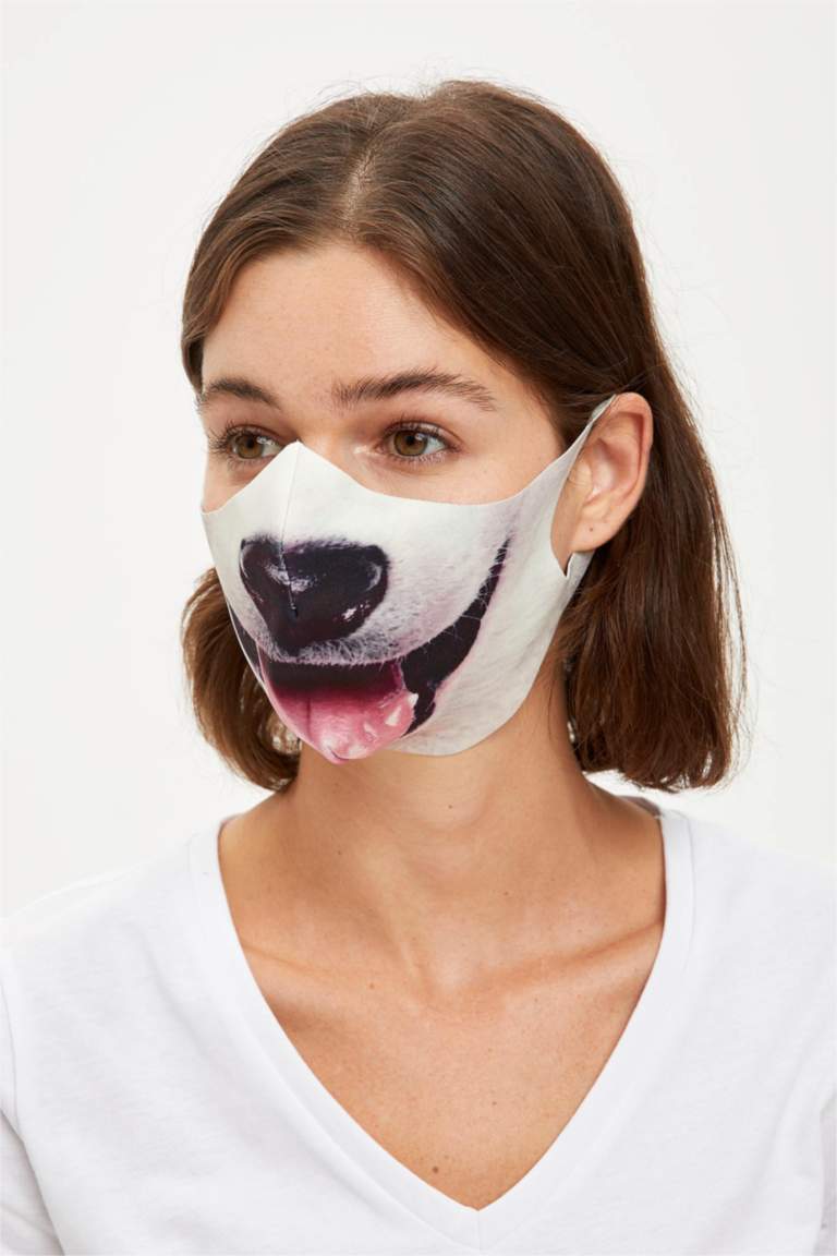 maske filmi köpek