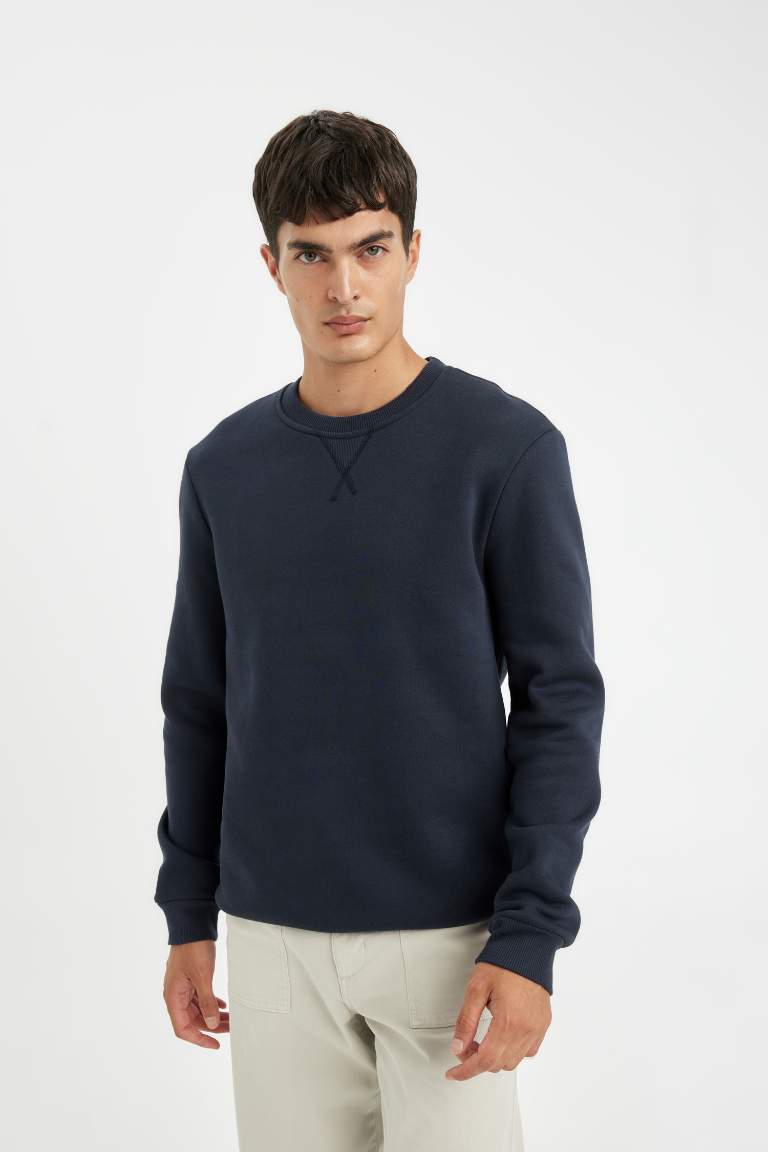 Regular Fit Thick Basic Sweatshirt