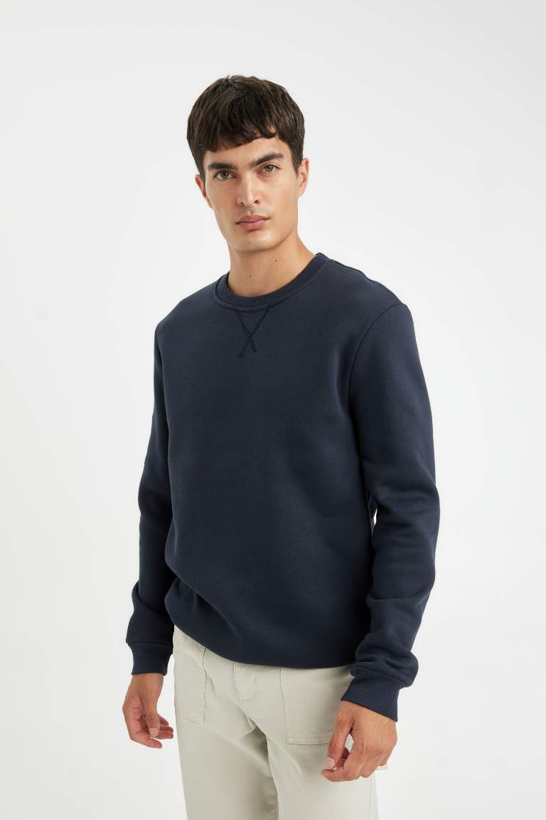 Regular Fit Thick Basic Sweatshirt